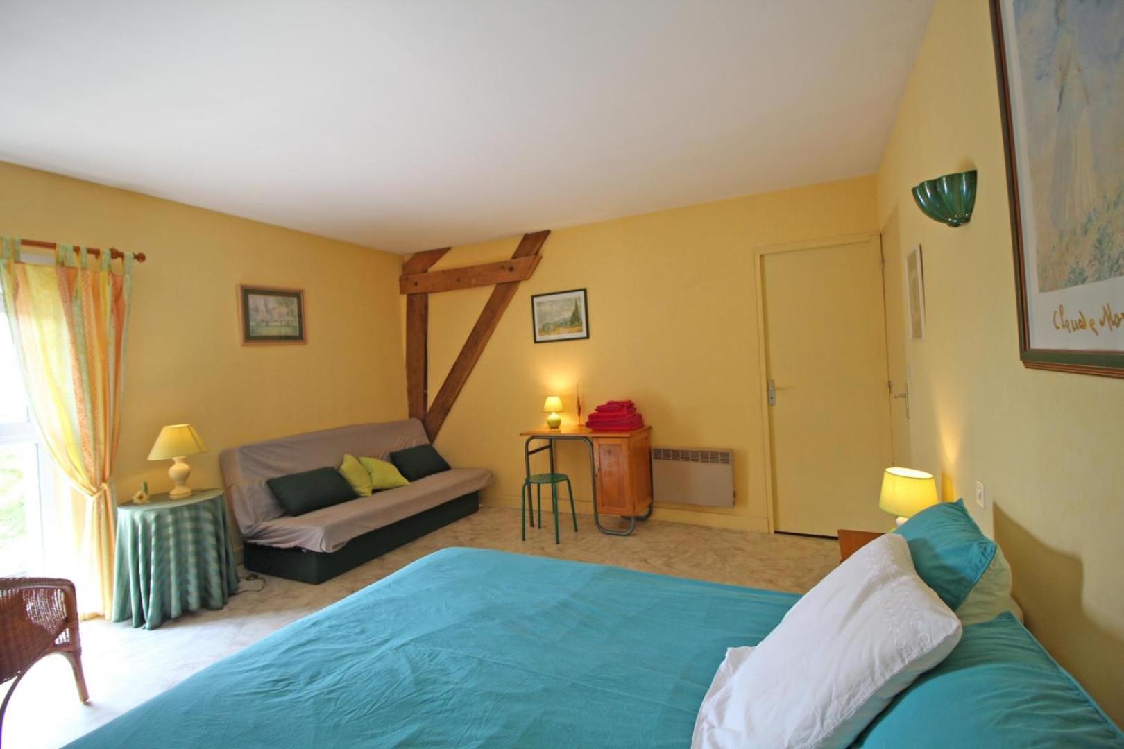 Bed and Breakfast Chez Doussaud Bessines-sur-Gartempe Zewnętrze zdjęcie