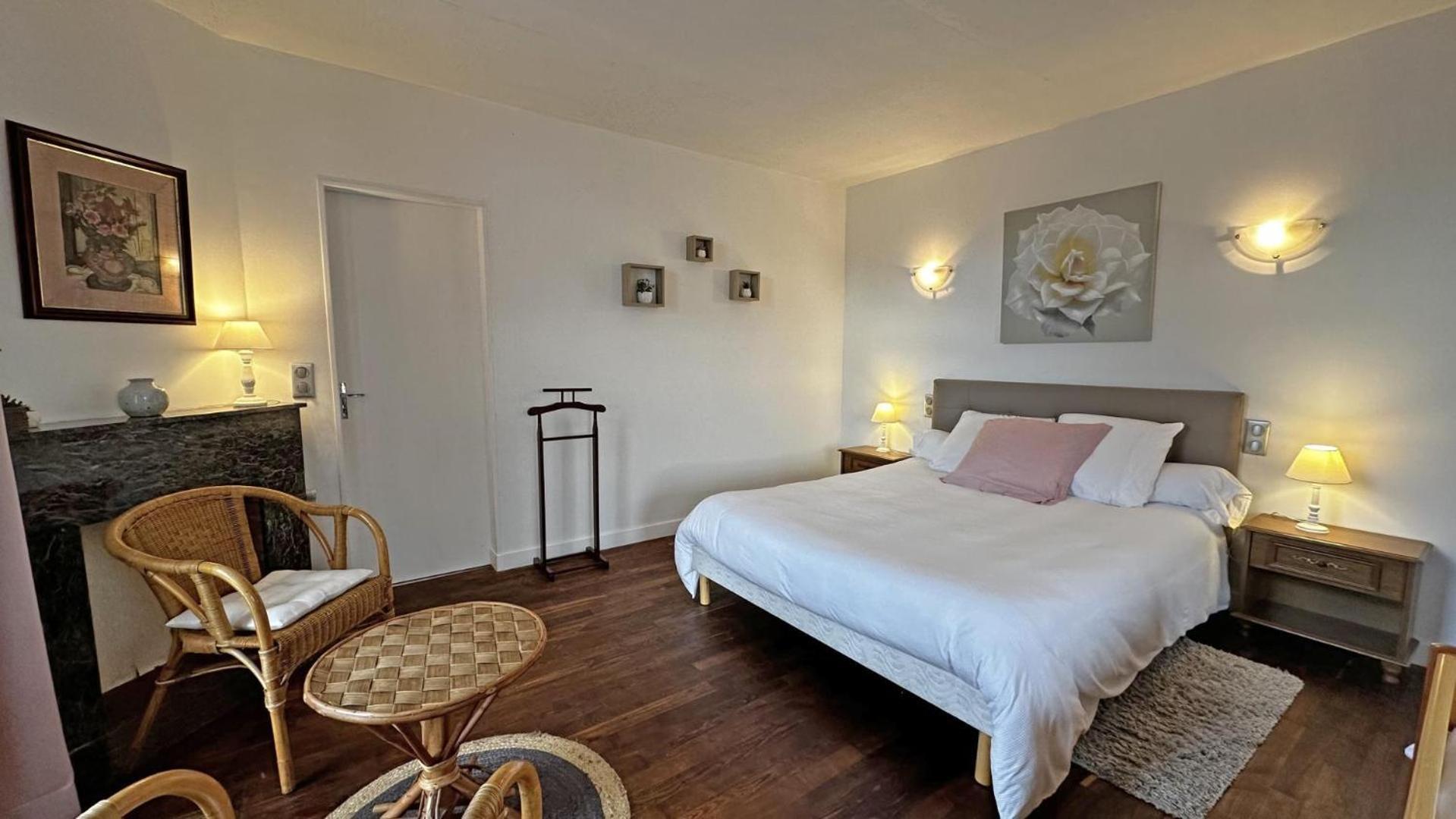 Bed and Breakfast Chez Doussaud Bessines-sur-Gartempe Zewnętrze zdjęcie
